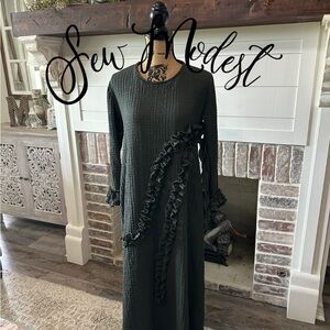 Long Sleeve Dark Green Dress